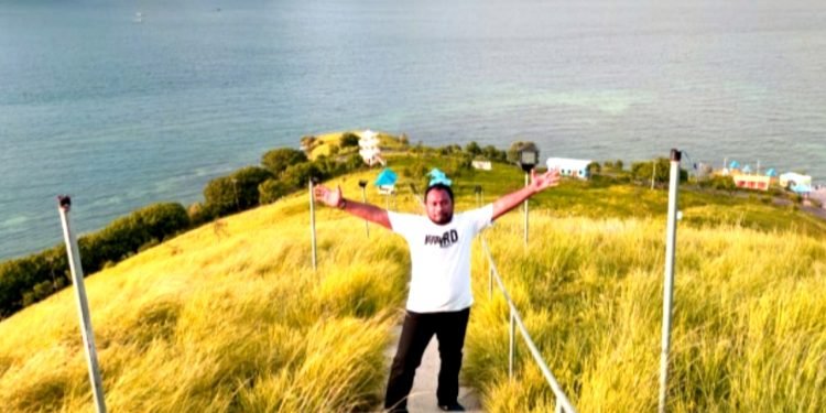 Spot Wisata Kota Maumere yang Memukau dari Bukit Salib Tanjung Kajuwulu