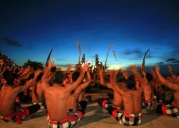 Analisis Unsur dan Struktur dalam Pertunjukan Tari Kecak Bali