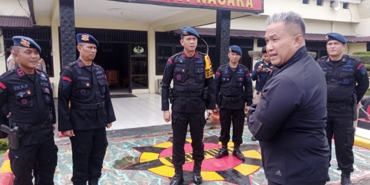 Disela Kunjungan ke Kerinci, Wakapolda Mengecek Mako Batalyon B Pelopor Brimobda Jambi