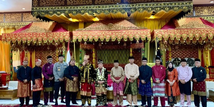 Edi Purwanto Hadir di Penganugerahan Adat Melayu Jambi kepada Ahmadi Noor Supit