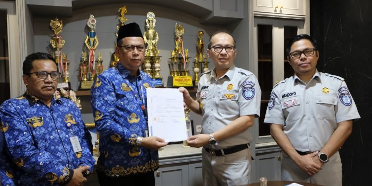 Tingkatkan Kesadaran Keselamatan Pelajar, Jasa Raharja dan Dinas Pendidikan Provinsi Jambi Teken MOU