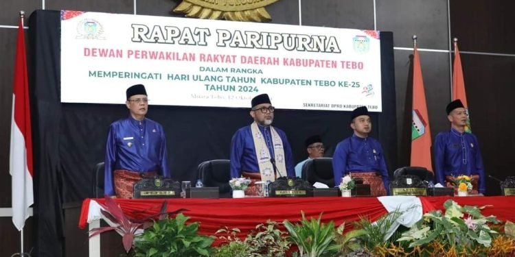 Pjs Gubernur Hadiri Peringatan HUT ke-25 Kabupaten Tebo