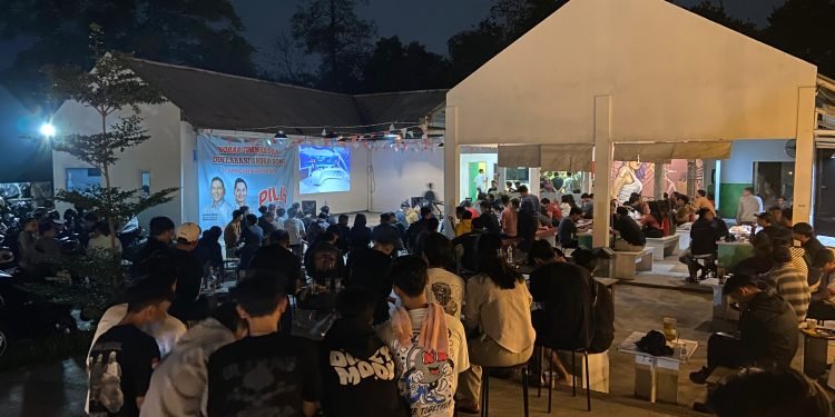 Ratusan Mahasiswa dan Relawan Penerus Banten Nobar dan Deklarasikan Dukungan untuk Andra Soni-Dimyati