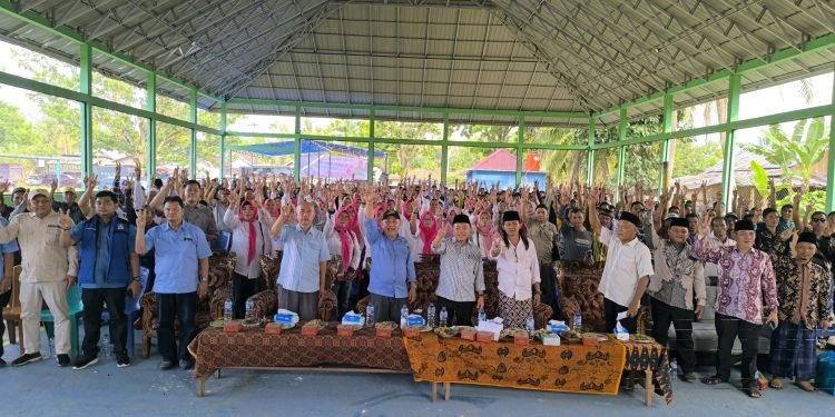 Haris-Sani Didoakan Masyarakat Pauh Sarolangun Lanjut Dua Periode