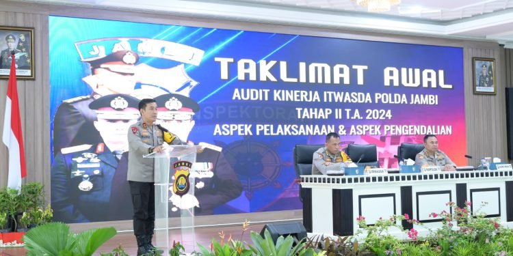 Kapolda Jambi Buka Taklimat Awal Audit Kinerja Itwasda Polda Jambi 2024