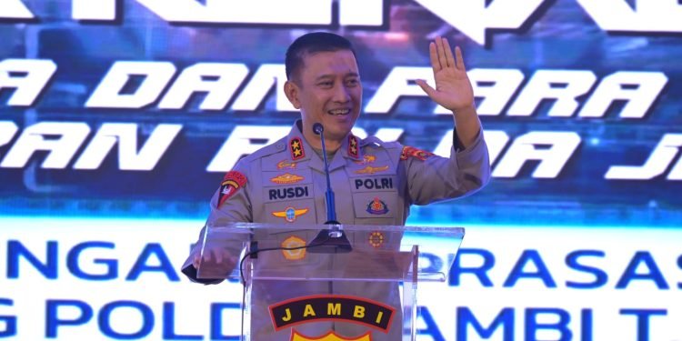 Polda Jambi Gelar Kenal Pamit Pejabat Utama dan Kapolres
