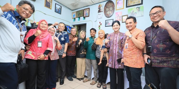 OJK Gandeng BPS Gelar Survei Nasional Literasi dan Inklusi Keuangan Tahun 2025