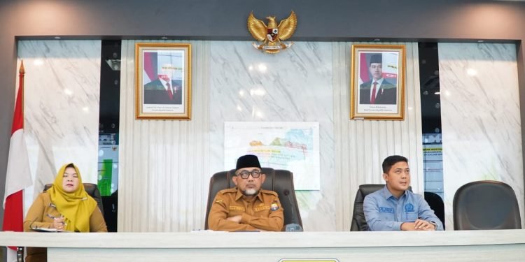 Bahas Jadwal Pelantikan Kepala Daerah Terpilih, Sekda Sudirman Ikuti Rapat Virtual Bersama Mendagri
