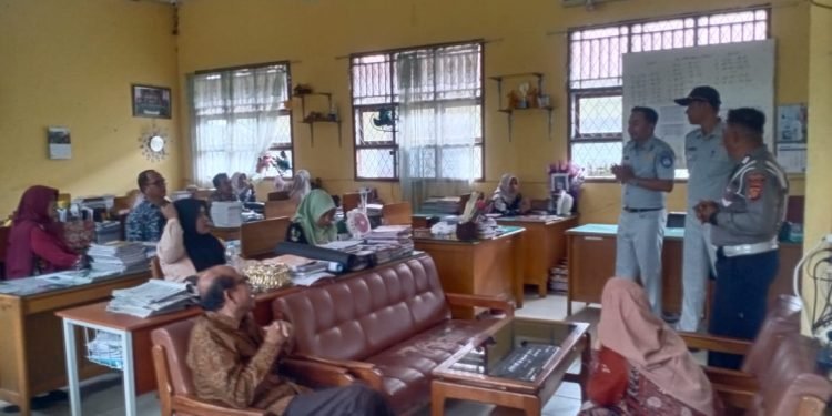 Jasa Raharja Gelar Program Pengajar Peduli Keselamatan di SMAN 2 Muara Bungo