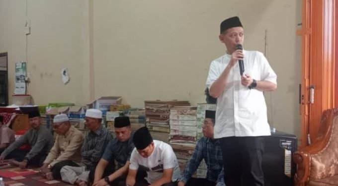 Safari Ramadan di Geragai, Dillah Hikmah Sari dan Muslimin Tanja Salurkan Bantuan untuk Warga