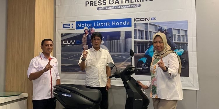 Inovasi Kendaraan Ramah Lingkungan, Sinsen Perkenalkan Kecanggihan Honda ICON e: dan CUV e: di Jambi