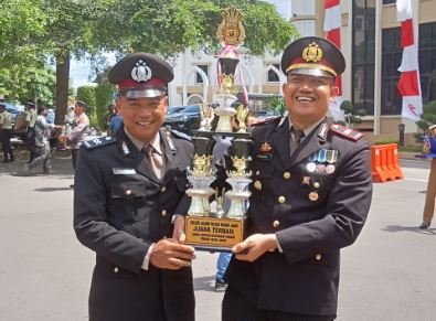 Inovasi Polsek Jaluko Bantu Petani, Polda Jambi Beri Penghargaan atas Inovasi Alat Pemipil Jagung Portable