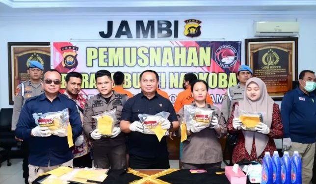 Ditresnarkoba Polda Jambi Musnahkan Barang Bukti Sabu Senilai Miliaran Rupiah