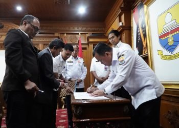 Gubernur Al Haris Tetapkan Direksi Baru PT. JII, Dorong Percepatan PI 10 Persen untuk Tambah PAD Jambi