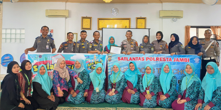 Satlantas Polresta Jambi Laksanakan Giat “Polisi Sahabat Anak” di TK Al-Mutmainnah