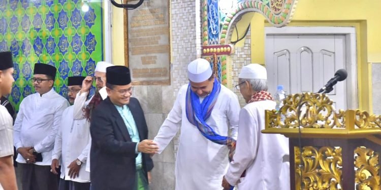 Tausiyah Habib Aljufri dan Gus Wafi Warnai Maulid Nabi 1447 H di Masjid Raya Magatsari