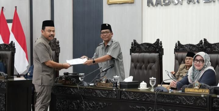 DPRD Kabupaten Blitar Gelar Rapat Paripurna, Pansus Sampaikan Laporan Hasil Pembahasan Ranperda