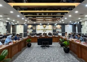 Ketua DPRD Jambi Sampaikan Aspirasi Masyarakat ke BAM DPR RI