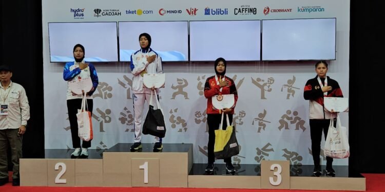 Pesilat Jambi Sumbang Perak di PON Bela Diri 2025