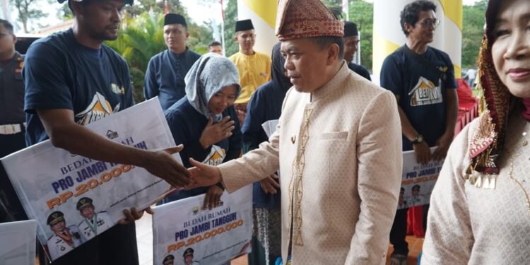 Program Pro Jambi Tangguh Hadirkan Hunian Layak bagi Warga Tanjab Timur