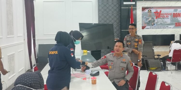 Peringati Hari Jadi Humas Polri, Polresta Jambi Gelar Donor Darah Serentak