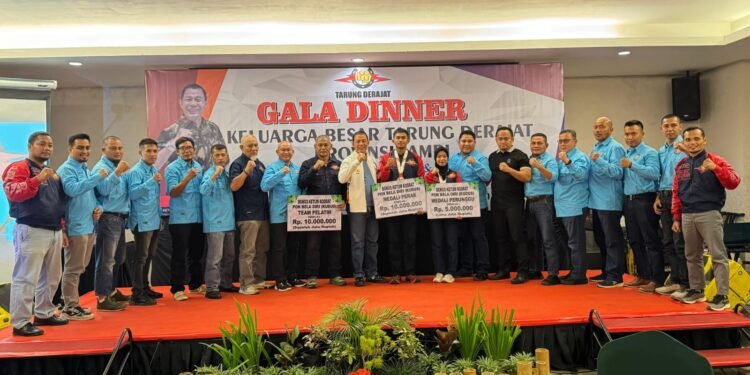 Gala Dinner Tarung Derajat Jambi, Ketum Yuzar Apresiasi Perjuangan Atlet di PON 2025