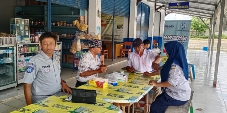 Jasa Raharja Muaro Bungo Gelar Pemeriksaan Kesehatan Gratis bagi Pengemudi dan Penumpang Angkutan Umum