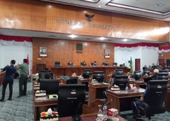 DPRD Kaur Bahas APBD 2026, Ketua Komisi I Usulkan Pembangunan Gedung SDN 87 Penyandingan