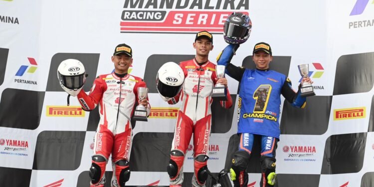 Adenata dan Rheza Melesat Kencang Kuasai Podium MRS Seri Akhir Bersama CBR600RR