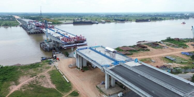 Progres Tol Palembang–Betung Capai 85,74 Persen, Hutama Karya Gunakan Metode Khusus di Sungai Musi