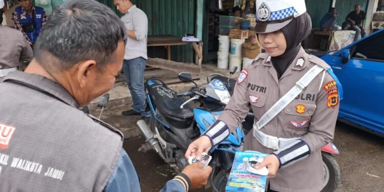 Sasar Ojek Pangkalan, Ditlantas Polda Jambi Gencarkan Sosialisasi Operasi Zebra 2025