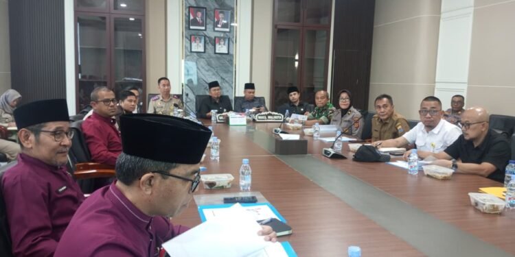 Polresta Jambi Dukung Penuh Proyek Drainase Sungai Asam, Kabag Logistik Hadiri Rapat Percepatan Pengadaan Tanah