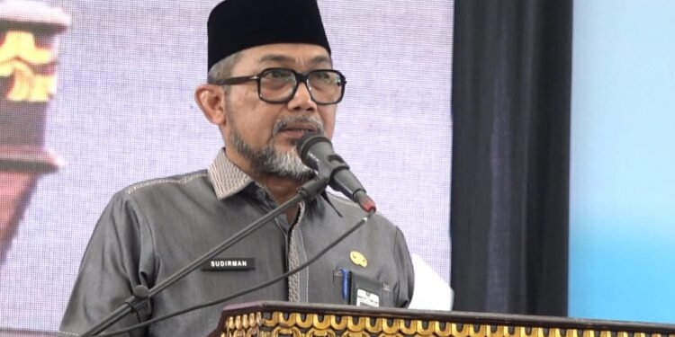Sekda Sudirman Kukuhkan Hj. Hesti Haris sebagai Bunda Literasi Provinsi Jambi