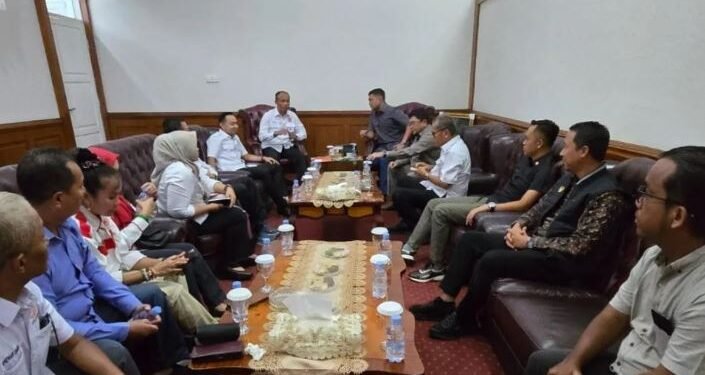 Ketua DPRD Jambi Terima Audiensi KONI, Bahas Persiapan Porprov dan PON 2025