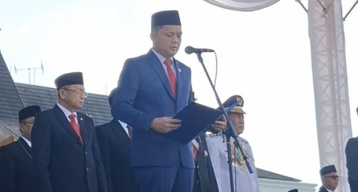 Ketua DPRD Provinsi Jambi Bacakan Teks Proklamasi pada Upacara HUT ke-80 RI