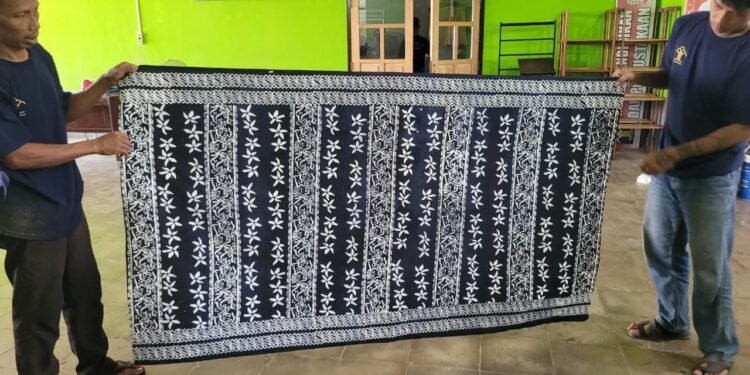 Lapas Kelas IIA Jambi Kembangkan Pelatihan Membatik sebagai Program Unggulan Pembinaan