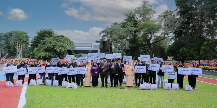 Hari Bakti PU ke-80, Dinas PUPR Jambi Gelar Kegiatan Sosial dan Santuni Anak Yatim