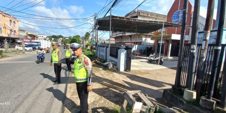 Polda Jambi Lakukan Survei Arus Lalu Lintas Jelang Natal di Gereja GKPI Paal Merah