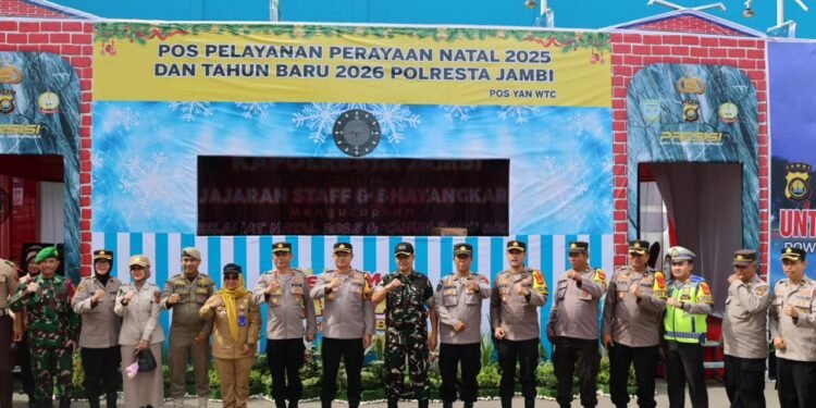 Kapolresta Jambi Bersama PJU Tinjau Kesiapan Pos Pengamanan dan Pos Pelayanan Operasi Lilin Natal 2025 dan Tahun Baru 2026